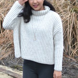 Zara chunky knit sweater size small